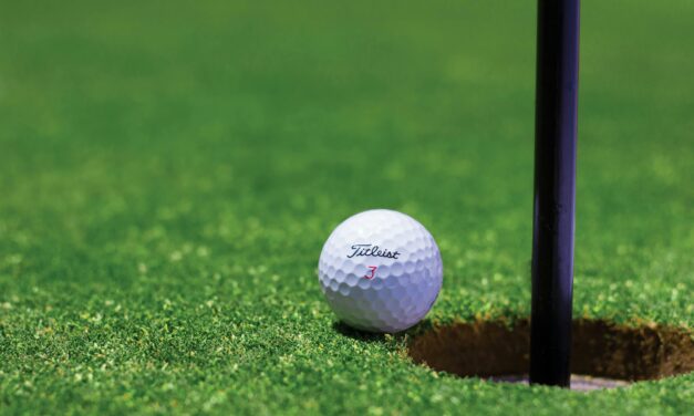 Holding Court: Former UNC Golfers Among Elite Field