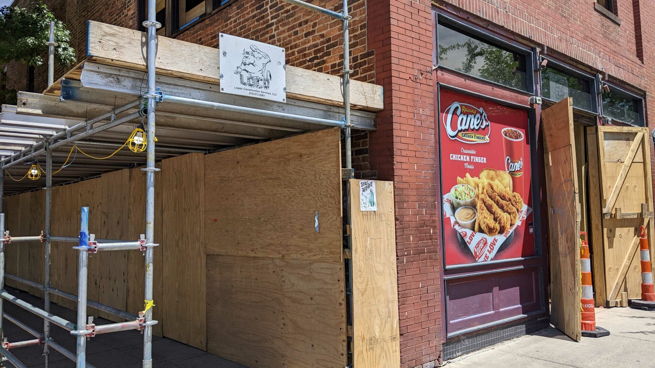 Raising Cane's Chapel Hill location now open