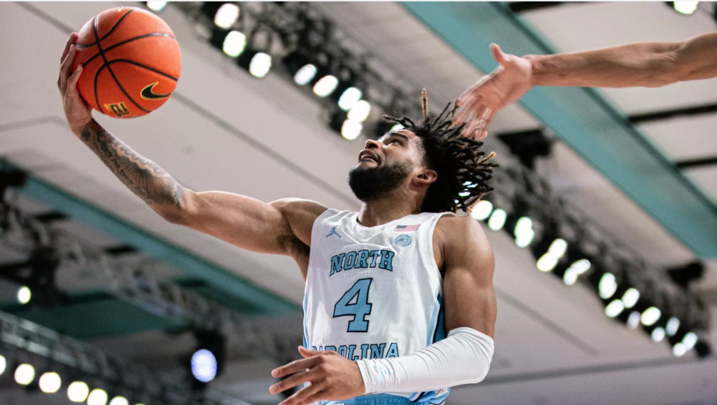 R.J. Davis Ties Career High as UNC Men's Basketball Beats Arkansas in