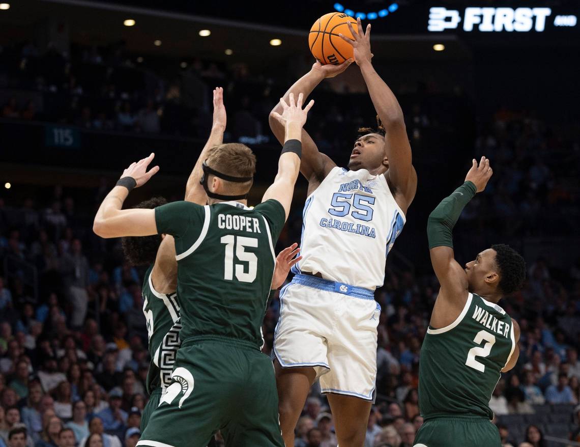 UNC Men&rsquo;s Basketball Muscles Past Michigan State, Advances to Sweet 16