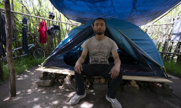 Trump Suggests Chinese Migrants Are in the US to Build an ‘Army.’ The Migrants Tell Another Story