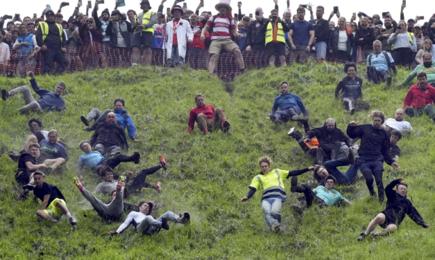 Chasing Cheese Wheels or Lugging Sacks of Wool, UK Competitors Embrace Quirky Extreme Races