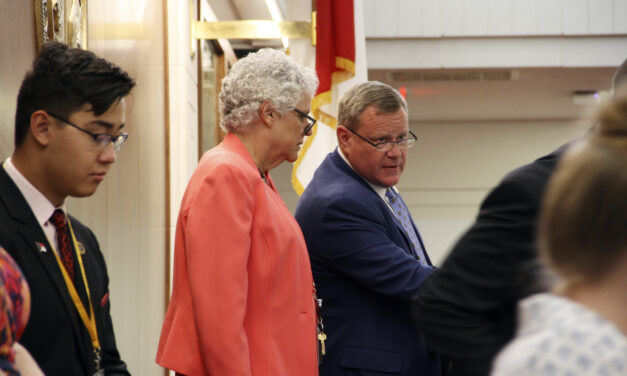 North Carolina Legislators Consider Vetoes, Constitution Changes as Work Session Winds Down