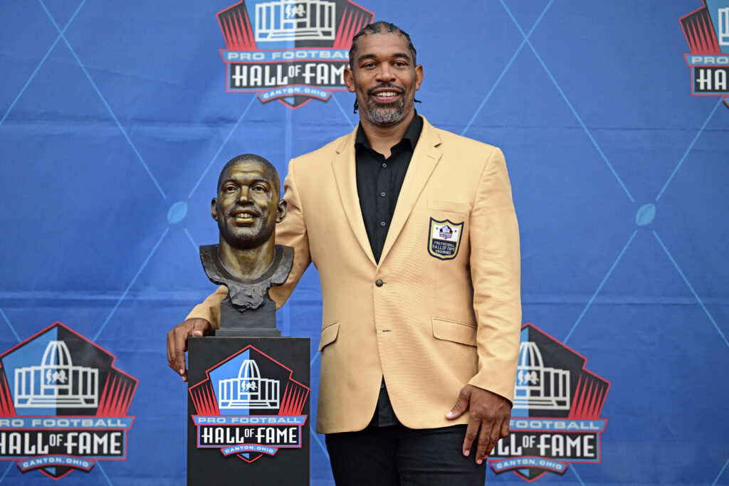 Among Hall of Famers, UNC’s Julius Peppers Is Unique