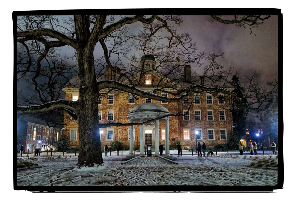 Photo Gallery: Chapel Hill Sees First Snow in Years