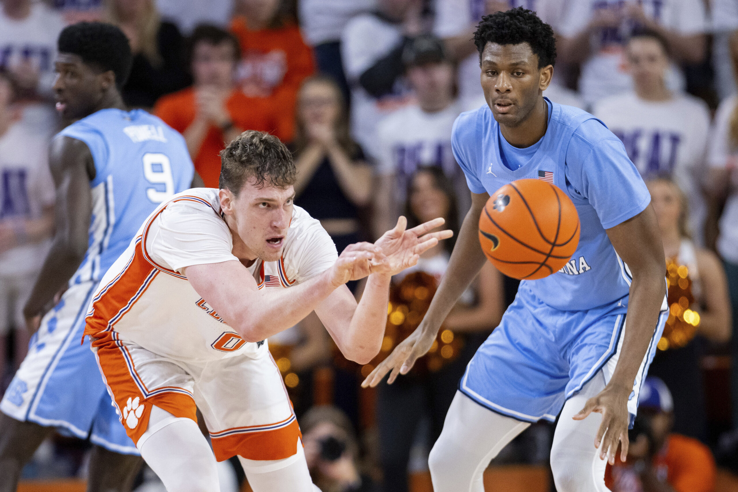 Clemson Starts Hot, Runs Away From Hapless UNC Men’s Basketball
