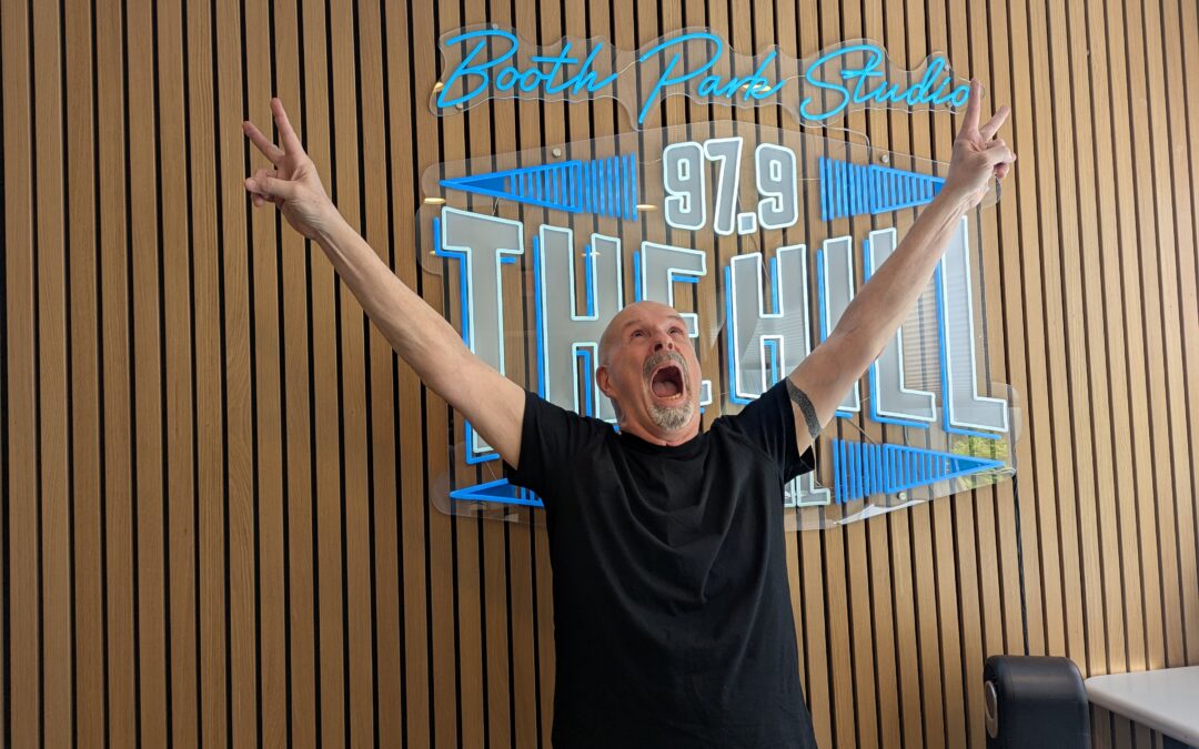 Talking Culture: Peter Holsapple, ‘Larger Than Life’