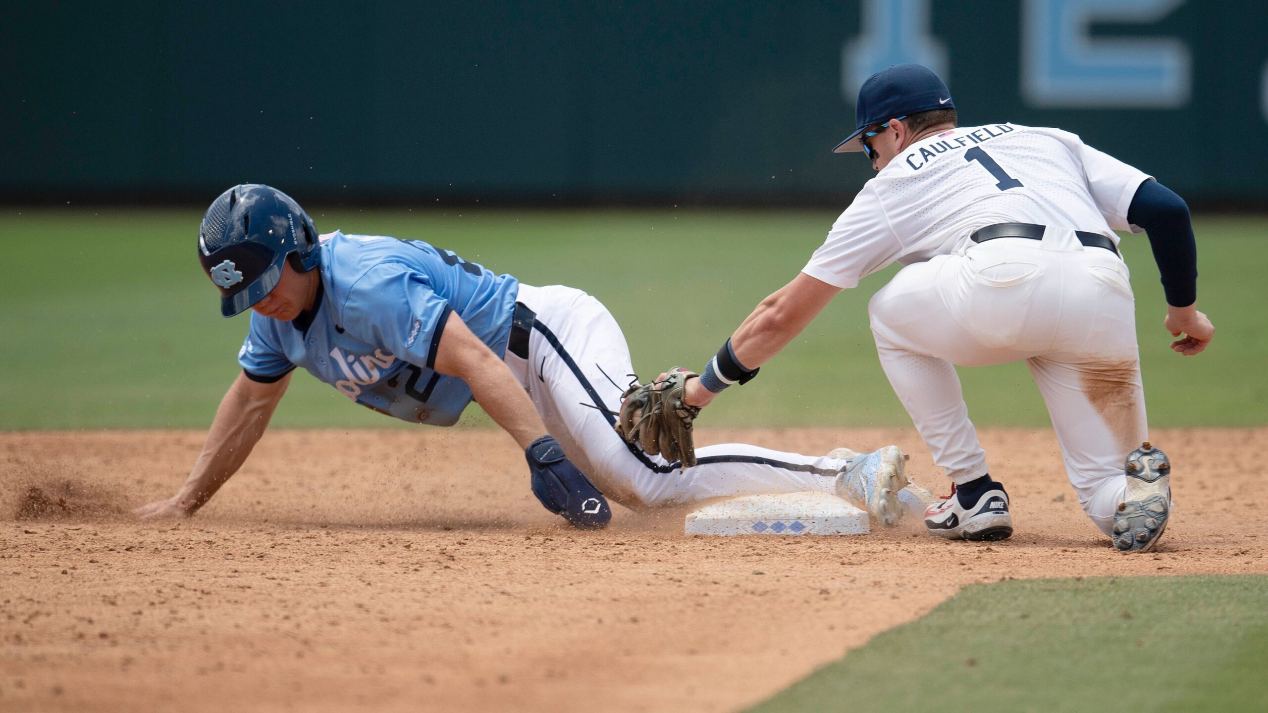 Arizona Battles Back vs. No. 5 UNC Baseball in Super Regional; Heels Lose 10-8
