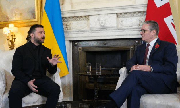 Ukraine’s Zelenskyy Seeks More European Help Against Russia on London Trip