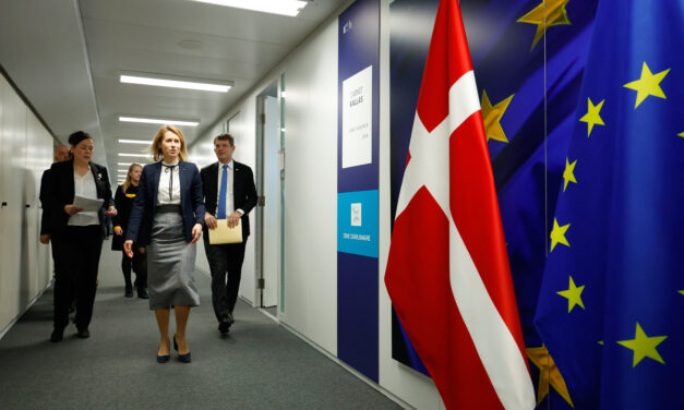 EU Chief Says Trump’s Threats Challenge Europe’s Security and Prosperity, Ahead of Emergency Summit