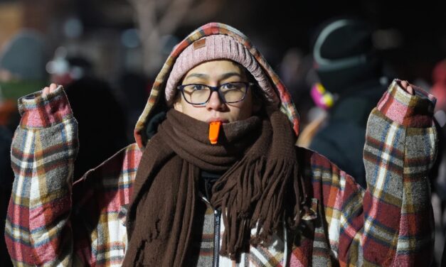 A Shadow Network in Minneapolis Defies Ice and Protects Immigrants