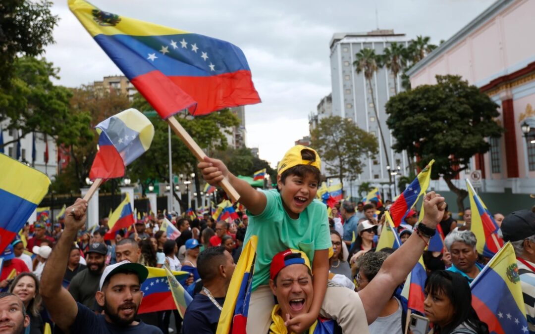 A Baseball Title Unleashes the Happiness Venezuelans Kept Bottled Up for Years
