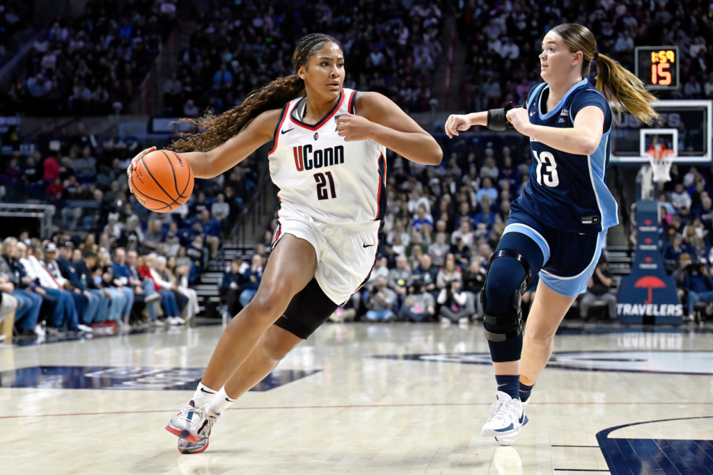 UNC Women’s Basketball NCAA Tournament Opponent Breakdown: UConn UNC Women’s Basketball NCAA Tournament Opponent Breakdown: UConn