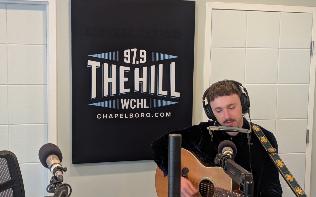 Singing ‘Love Songs’: Live and Local with Grady White!