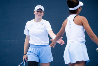 UNC Women’s Tennis Sweeps South Carolina, Advances to NCAA Super Regionals