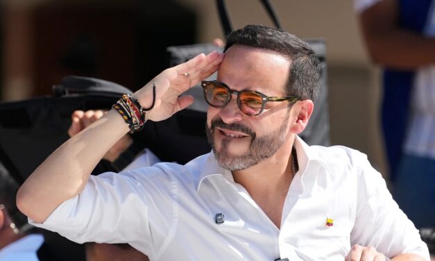 Pro-Trump Candidate Pulls Ahead in Colombia Presidential Vote as Ruling Party Sows Doubt in Results