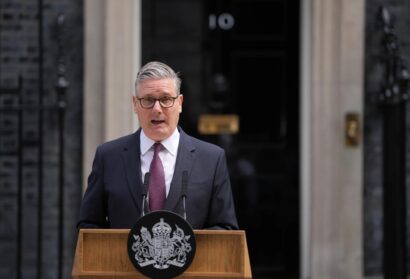 Starmer Says He’ll Resign as UK Prime Minister, Roiling British Politics Yet Again