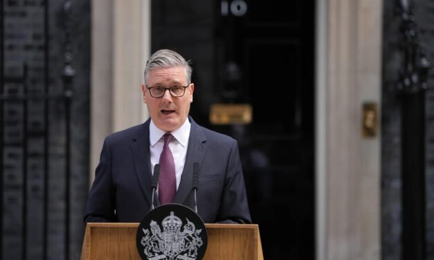 Starmer Says He’ll Resign as UK Prime Minister, Roiling British Politics Yet Again