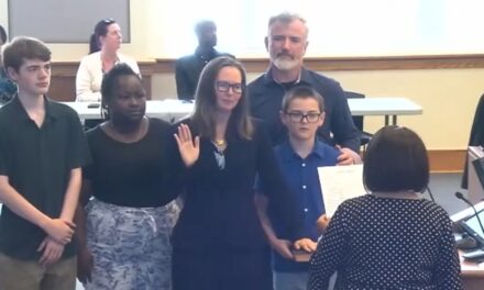 Lori Russell Takes Oath, Orange County Board of Education Sets Leaders for 2026-27