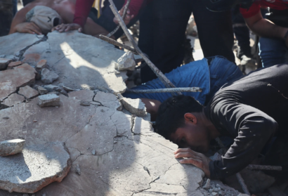 Magnitude 7.4 Quake Rocks Western Colombia, Killing at Least 111 People