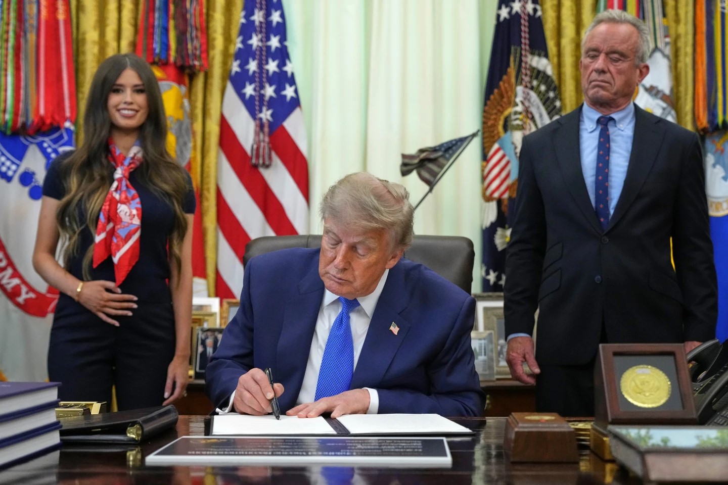 Doctors Say Trump&rsquo;s Vaccine Order Will Raise Fears, Cause Confusion and Endanger Kids
