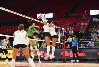UNC Volleyball Loses to No. 1 Nebraska, Beats Florida Gulf Coast in Lincoln