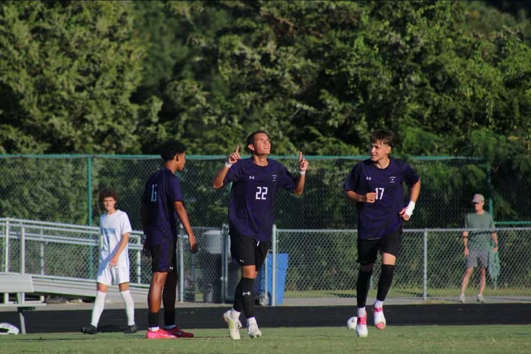 Carrboro High School Soccer Captain Reaches Quarterfinal Round of National Award Carrboro High School Soccer Captain Reaches Quarterfinal Round of National Award